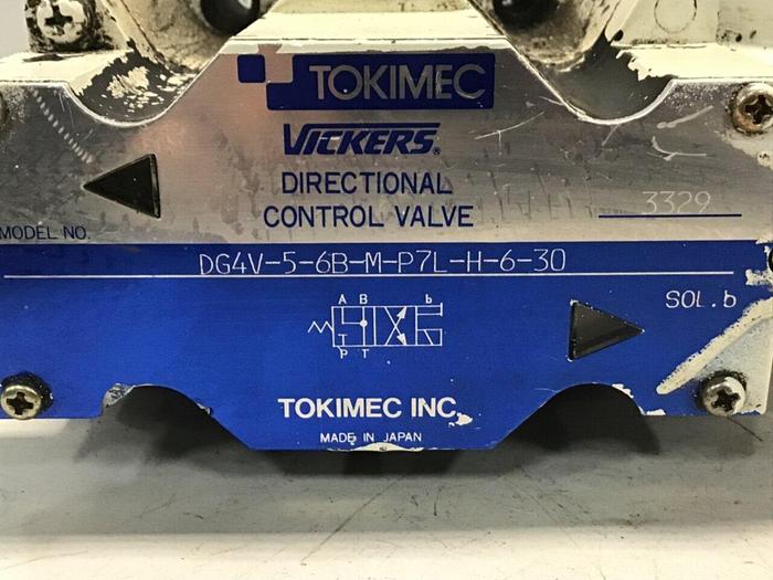 Used VICKERS Valve DG4V-5-6B-M-P7L-H-6-30 #138033