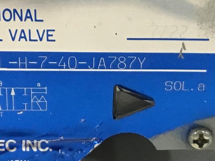 Used TOKIMEC Valve DG4V-5-3C-M-AP7L-H-7-40-JA787Y #126873