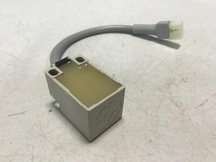 Used FUJI ELECTRIC Proximity Switch PE-B7D #128282