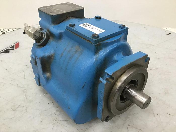 Used VICKERS Pump PVE47QIR122C21V1721 Used