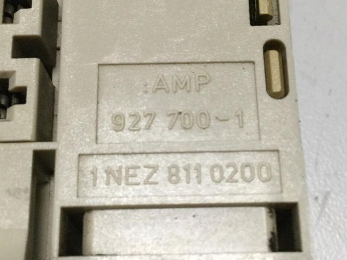 Used SIEMENS Terminal Strip 1NEZ8110200 #110962