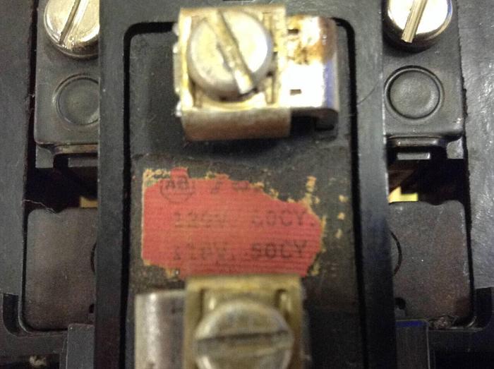 Used ALLEN BRADLEY AC Relay 700 BR-200 #86756