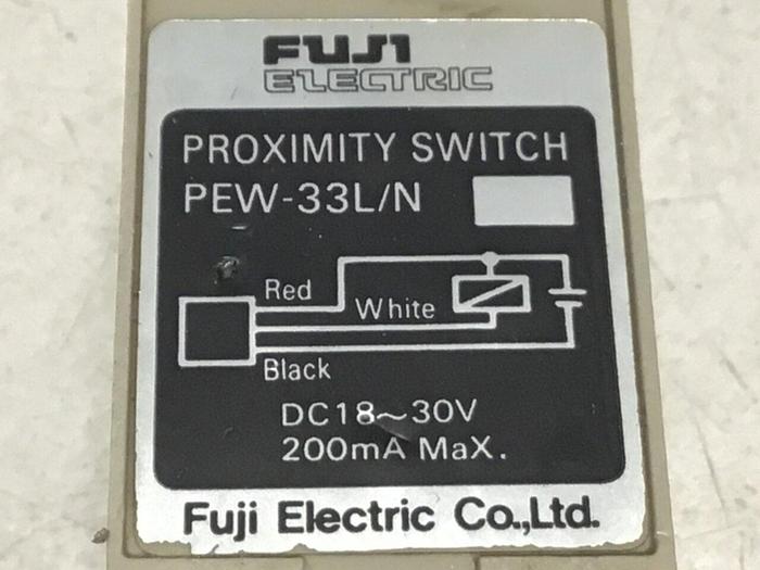 Used FUJI ELECTRIC Proximity Switch PEW-33L/N #128480