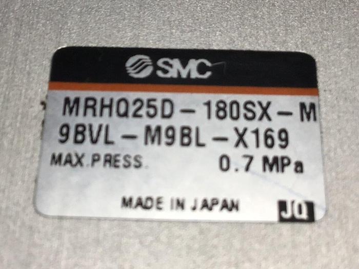 Used SMC Rotary Gripper MRHQ25D-180SX-M9BVL-M9BL-X169 Used