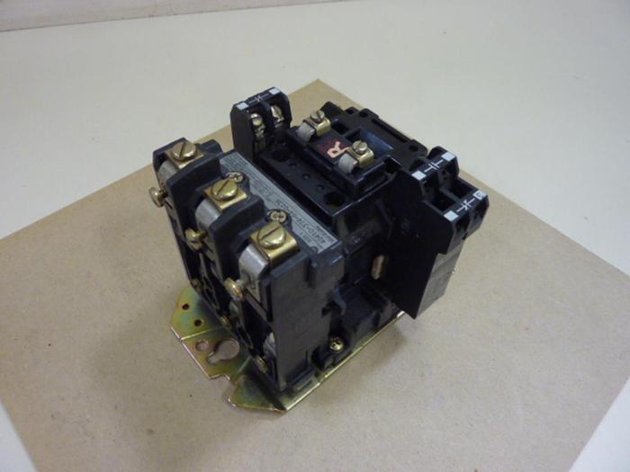Used ALLEN BRADLEY Motor Starter Size 1 40410-374-64-0236 #55274