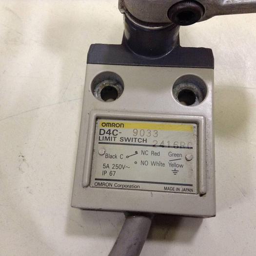 Used OMRON Limit Switch D4C-9033 #83666