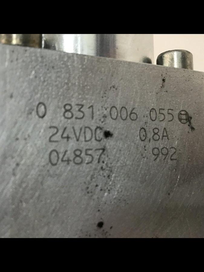 Used BOSCH Proportional Pressure Relief Valve 0 811 402 019 #144598