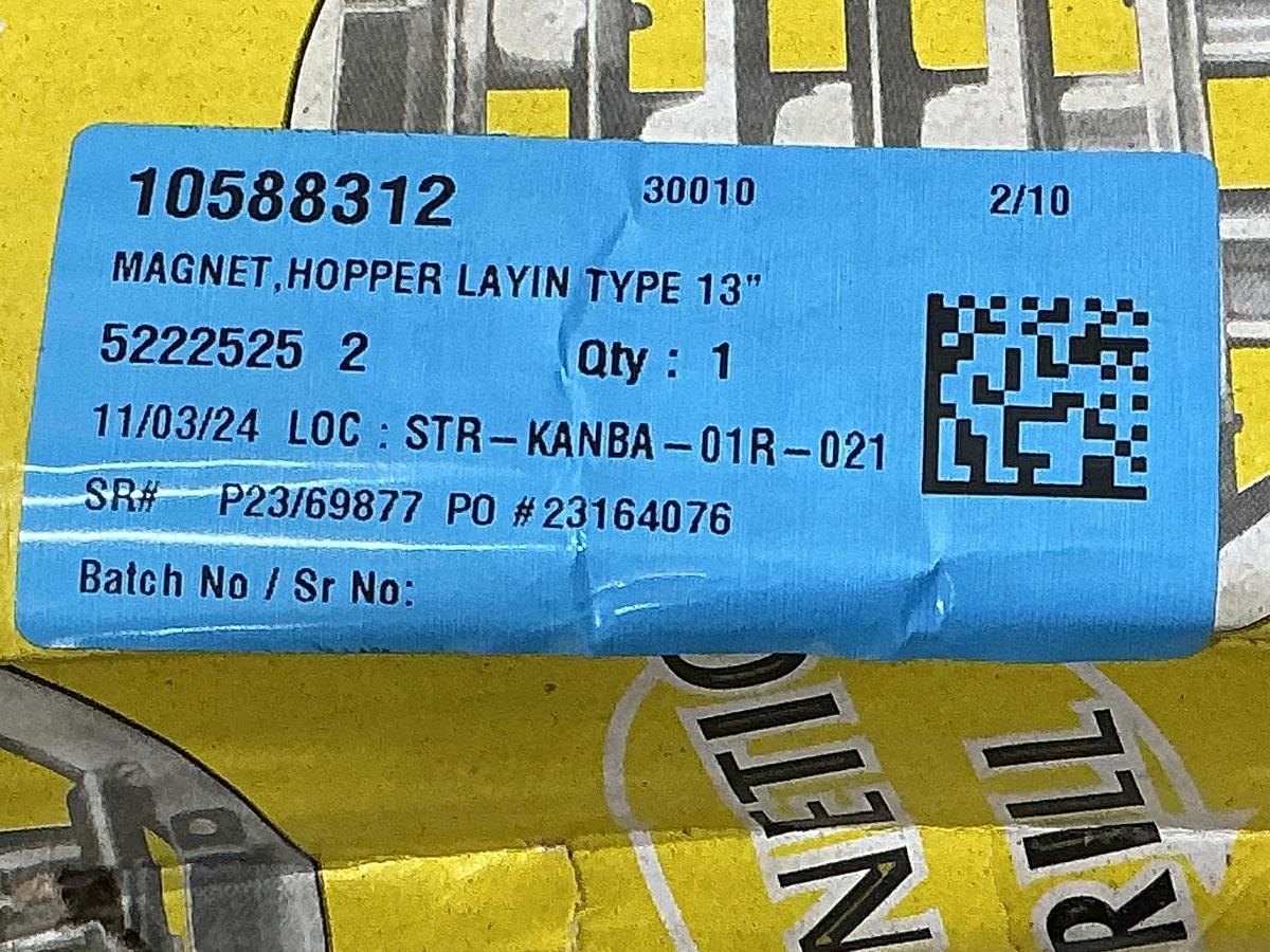 Used MAGNETIC GRILL 10588312