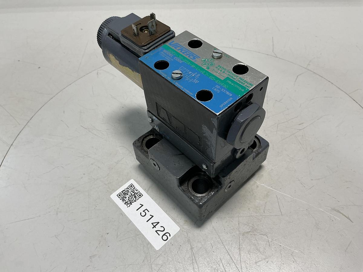 Used VICKERS DG4V-3S-22A-M-U-HL7-60-EN490