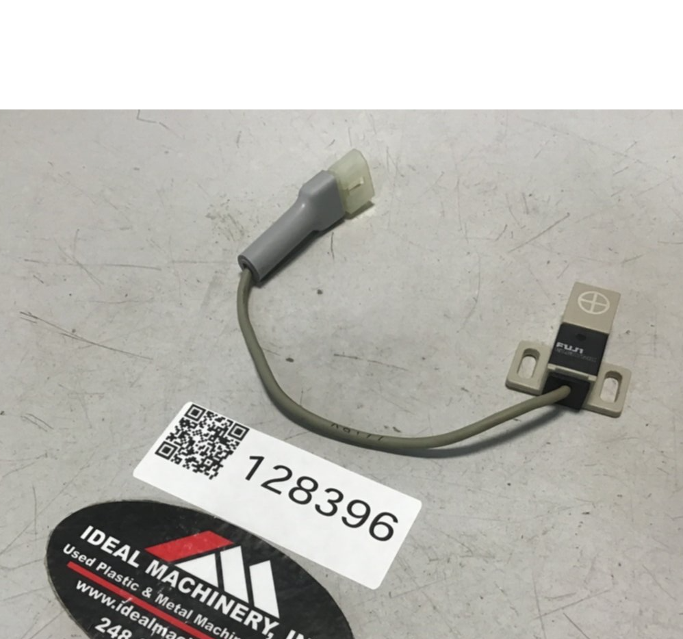 Used FUJI ELECTRIC Proximity Switch PE-B4D3 USED