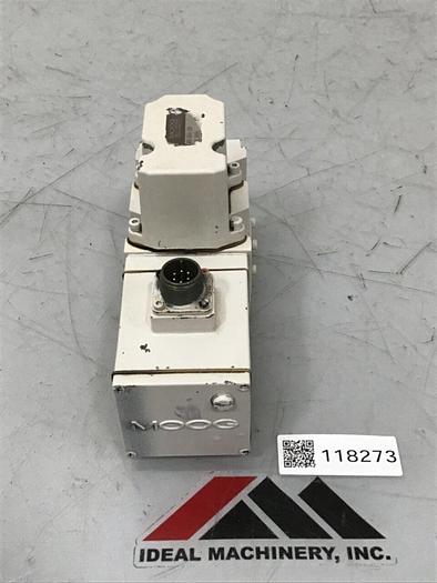 Used MOOG Valve J661-124 Used