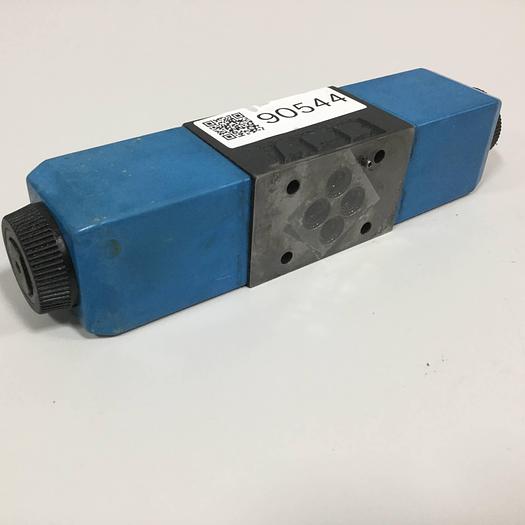Used VICKERS Valve DG4V3S82CVMUH560 Used