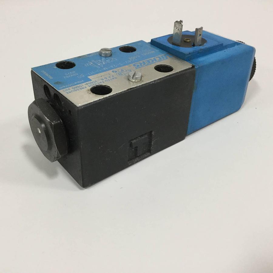 Used VICKERS Valve DG4V-3-2A-M-U-H7-60 Used