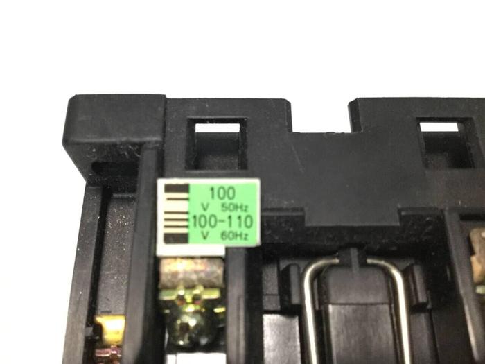 Used FUJI ELECTRIC Magnetic Contactor SC-2N SC35AA #97924