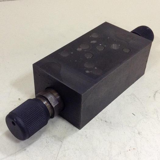 Used VICKERS Flow Control Valve DGMFN5XA2HB2H30 #81225