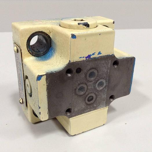 Used VICKERS Valve CVCS25W11S210A00B12 #89817