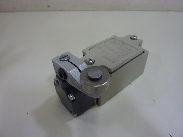 Used OMRON Limit Switch D4B-2115N-M6 #65233