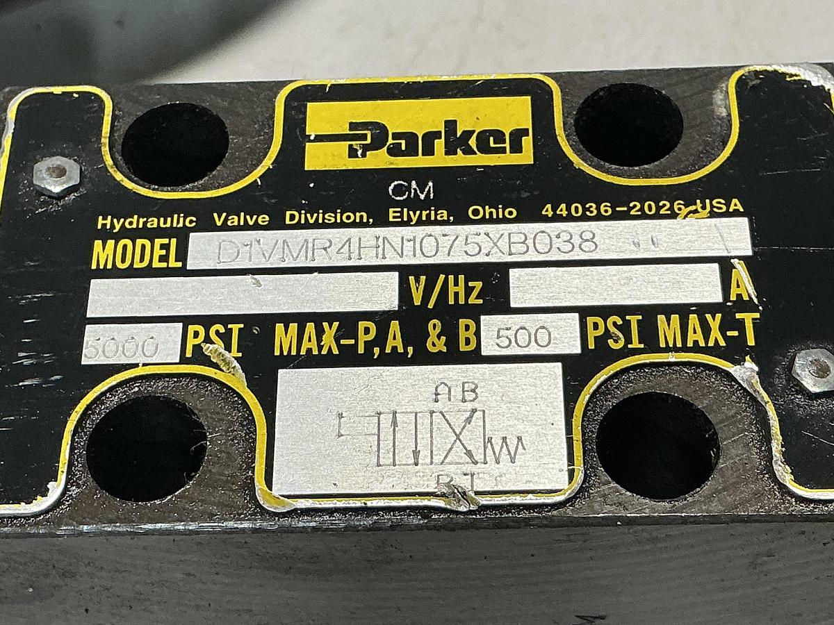 Used PARKER D1VMR4HN1075XB038