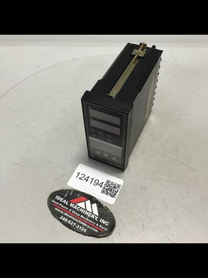 Used RKC Temperature Control REX-C400FK03VAN #124194