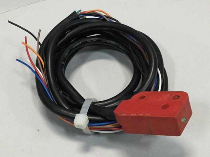 Used IDEM SAFETY SWITCHES Coded Miniature Switch 114105 #103711