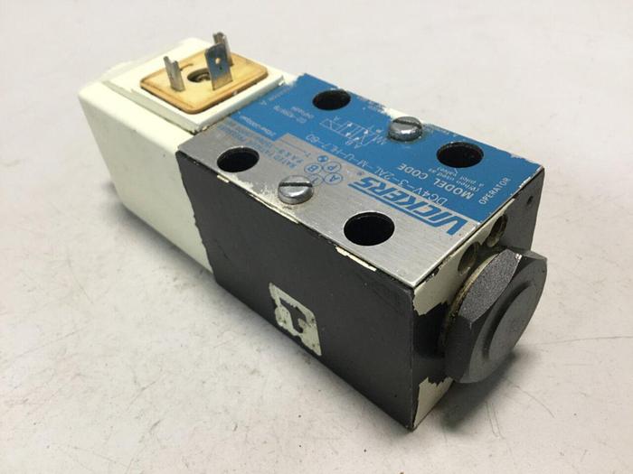 Used VICKERS Valves DG4V-3-2AL-M-U-HL7-60 #104539