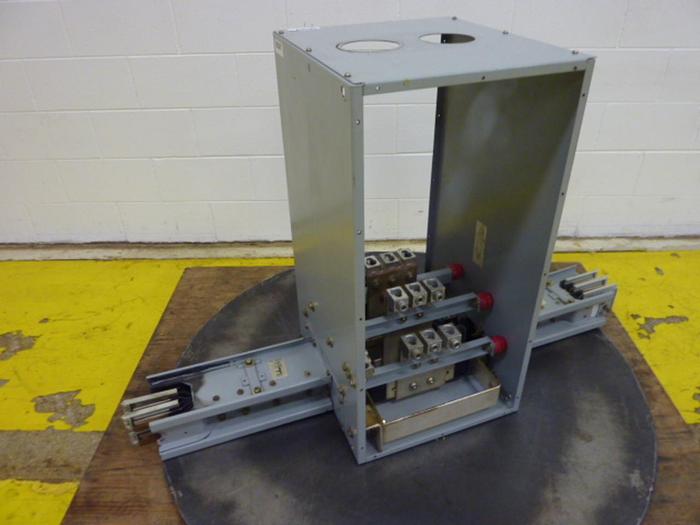 Used CUTLER HAMMER Bus Duct Junction Tap Box HDT63508-A02 Used