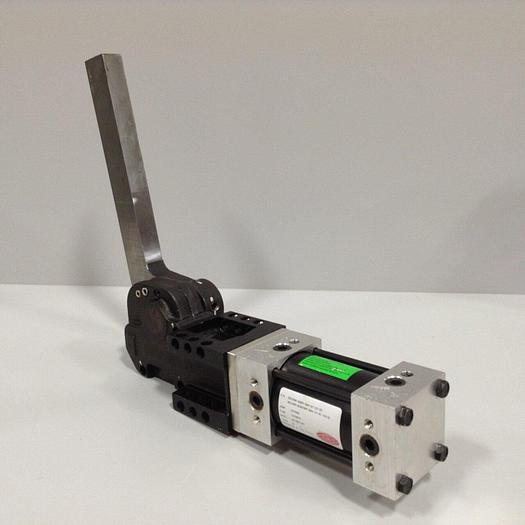 Used DESTACO Pneumatic Hold Clamp 991MAR-030M-90A-57-22-DS #90068