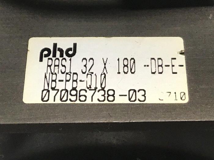 Used PHD INC Rotary Pneumatic Actuator RAS1 32 X 180-DB-E-NB-PB-Q10 #127540