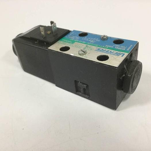 Used VICKERS Directional Valve DG4V-3S-22AL-M-U-H5-60 #90622
