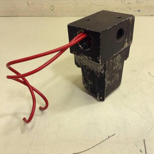 Used PARKER Pneumatic Valve T21025D2F22 #88109