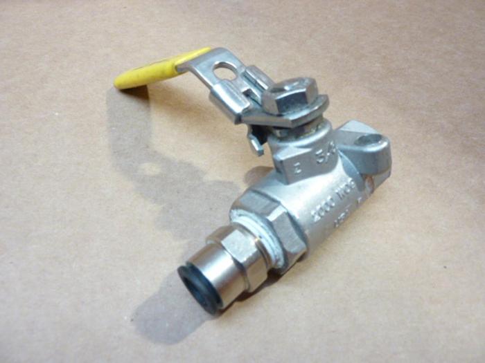 Used APOLLO Ball Valve 3/8" VALVE605 #40605