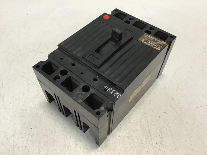 Used GENERAL ELECTRIC / GE 100 Amp Circuit Breaker TED136100 Used