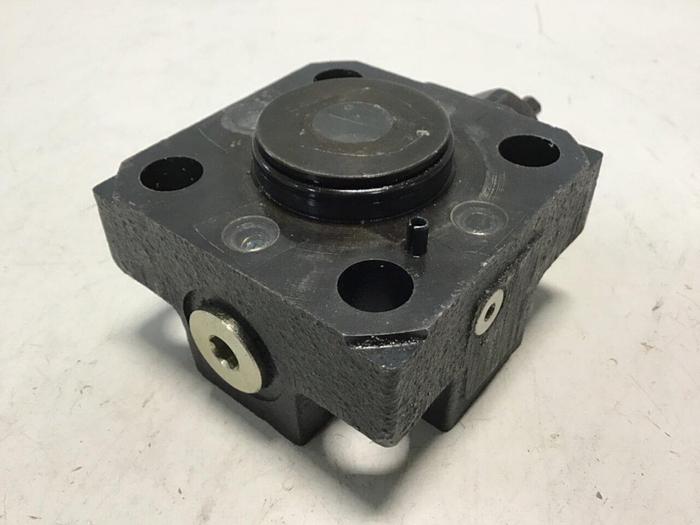 Used VICKERS Valve CVCS25C3S2W25011S32AP10 #123159