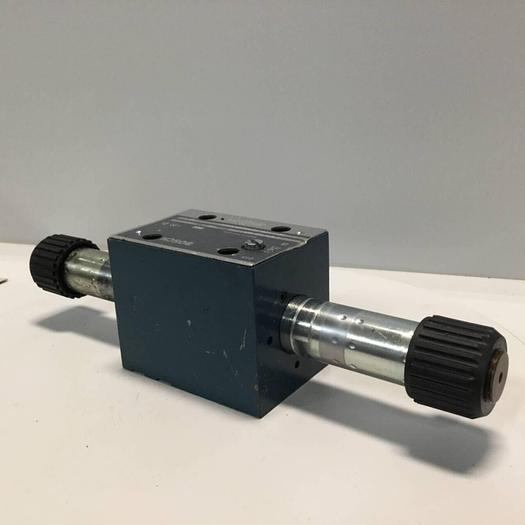 Used BOSCH Valve 0 810 001 944 #91515