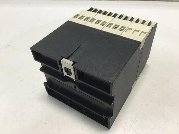 Used ENTRELEC Safety Relay SGATE-3 #114582