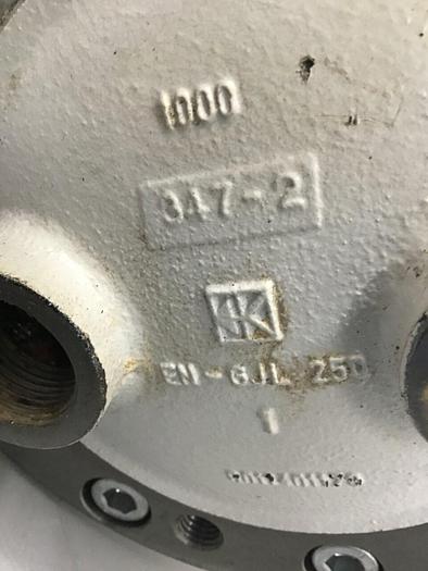 Used UNIVERSAL HYDRAULIK Heat Exchanger UKTM1024-4-T-CU-01 Used