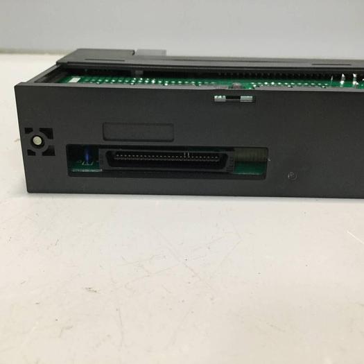 Used MITSUBISHI Output Unit A1SY41 #96359