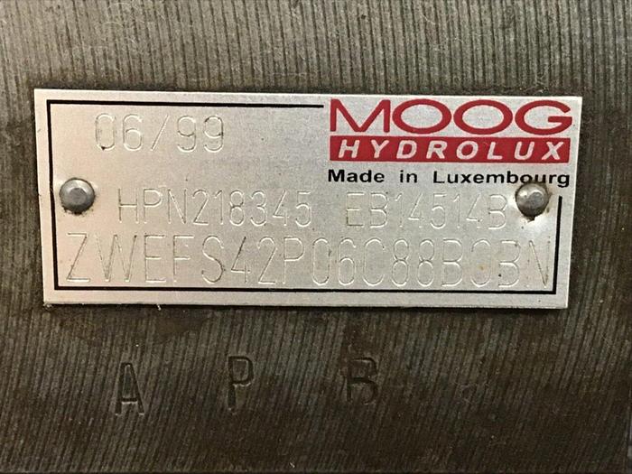 Used MOOG Servo Valve HPN-715903 USED