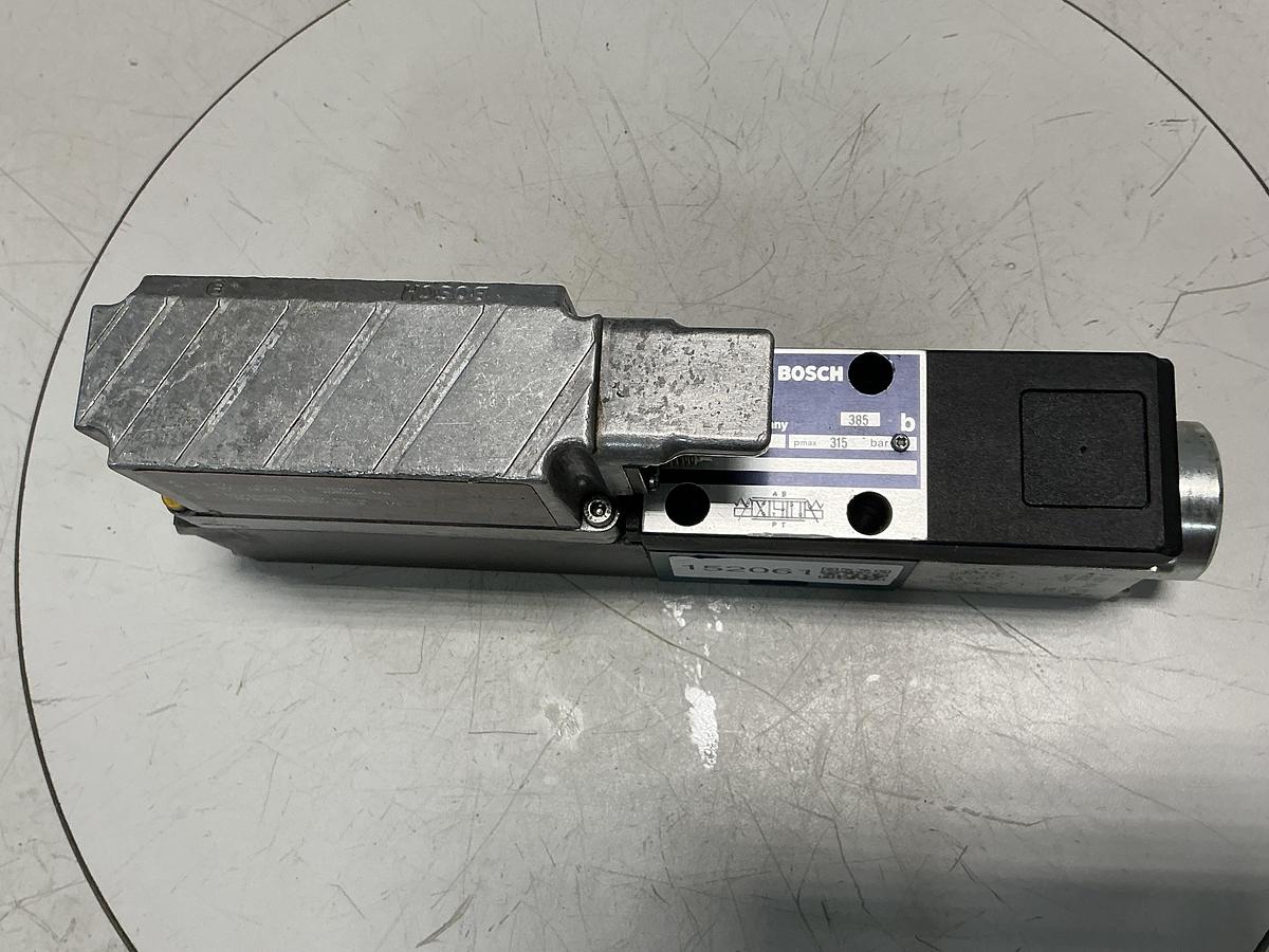 Used BOSCH 0 811 404 142