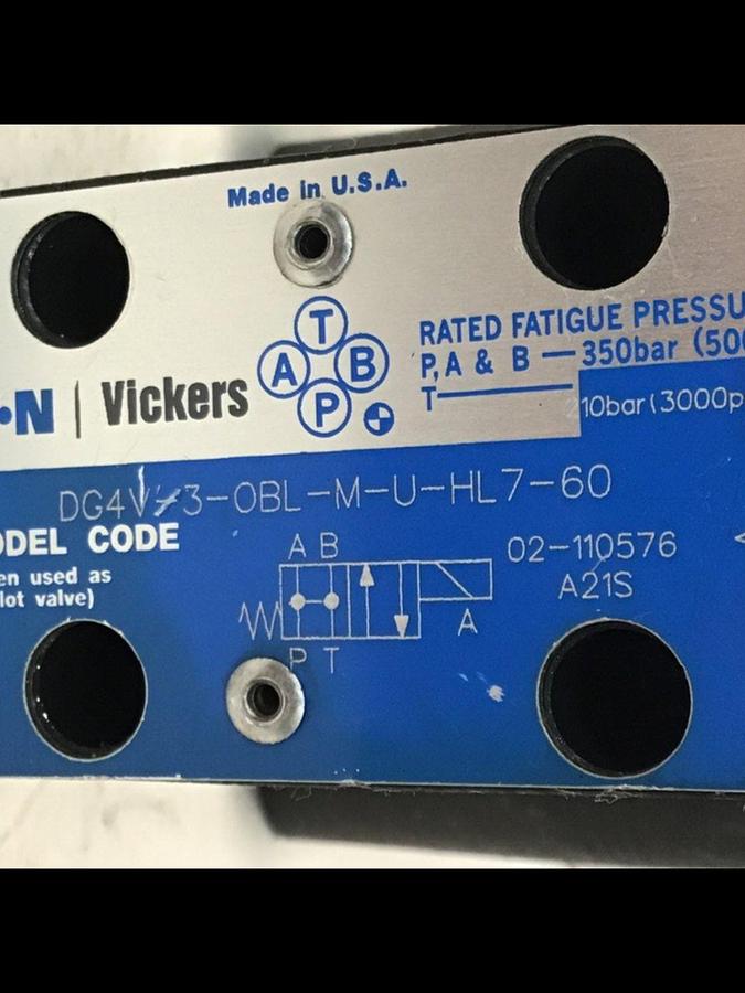Used VICKERS Valve CG5060AFMUHL7110 #137962