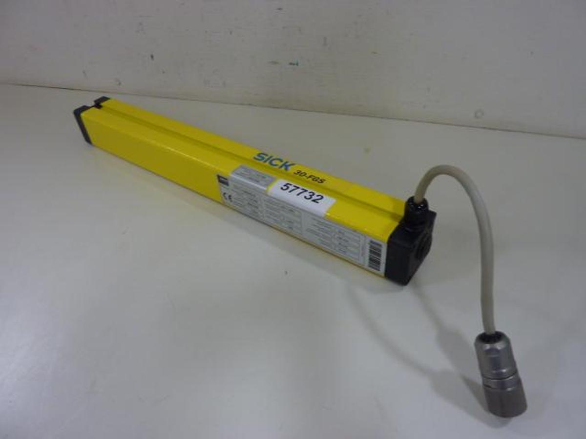 Used SICK OPTIC ELECTRONIC Light Curtain Receiver FGSE 450-23 USED