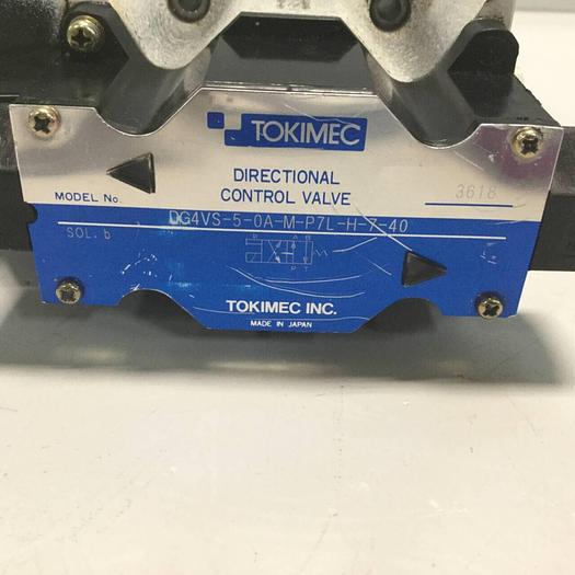Used TOKIMEC Directional Control Valve DG4VS-5-0A-M-P7L-H-7-40 #95797