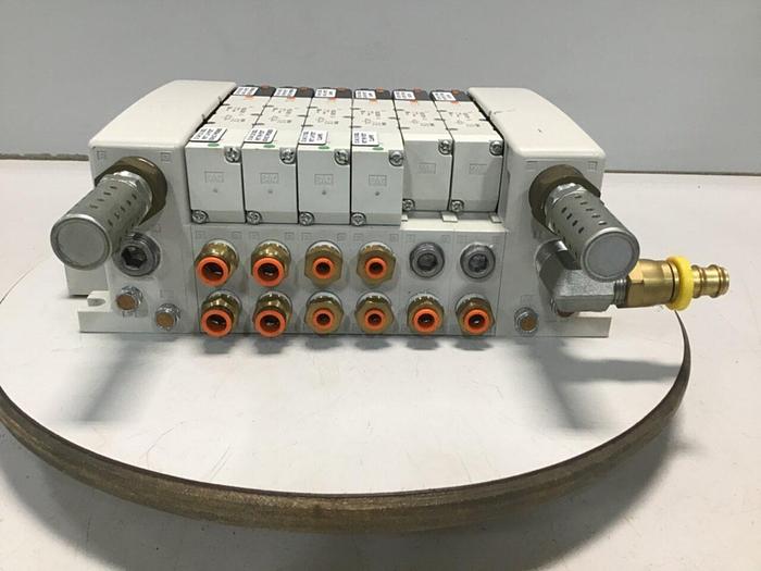 Used SMC Valve w/Manifold VQC4301-5 #117100