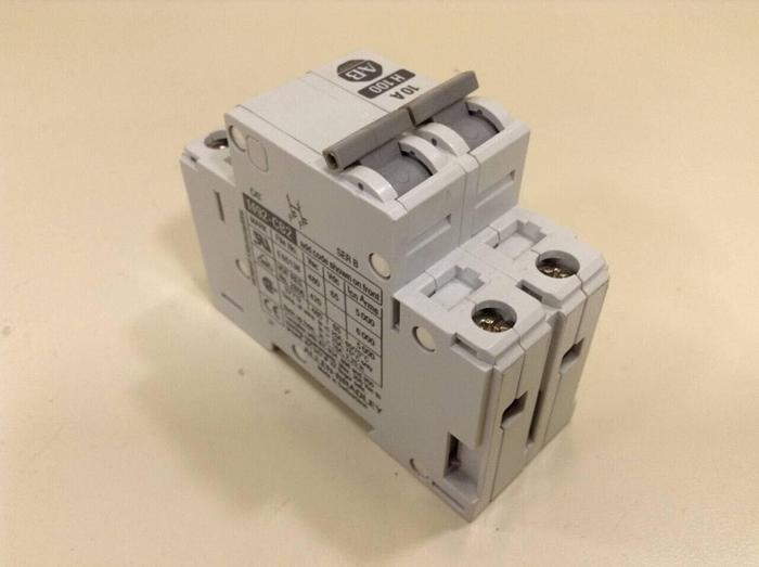 Used ALLEN BRADLEY 10 Amp Circuit Breaker 1492-CB2/H100 SER B #79639