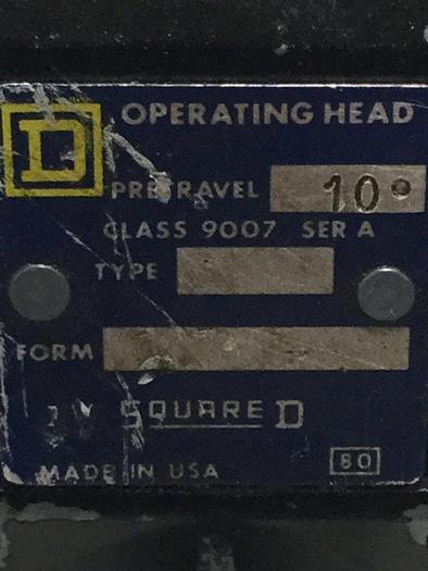 Used SQUARE D Limit Switch 9007AEQ2699 Used