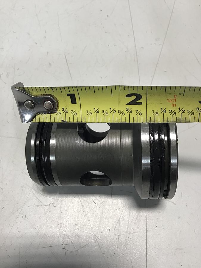Used VICKERS 32-D11 Cartridge Valve Insert Used #142368