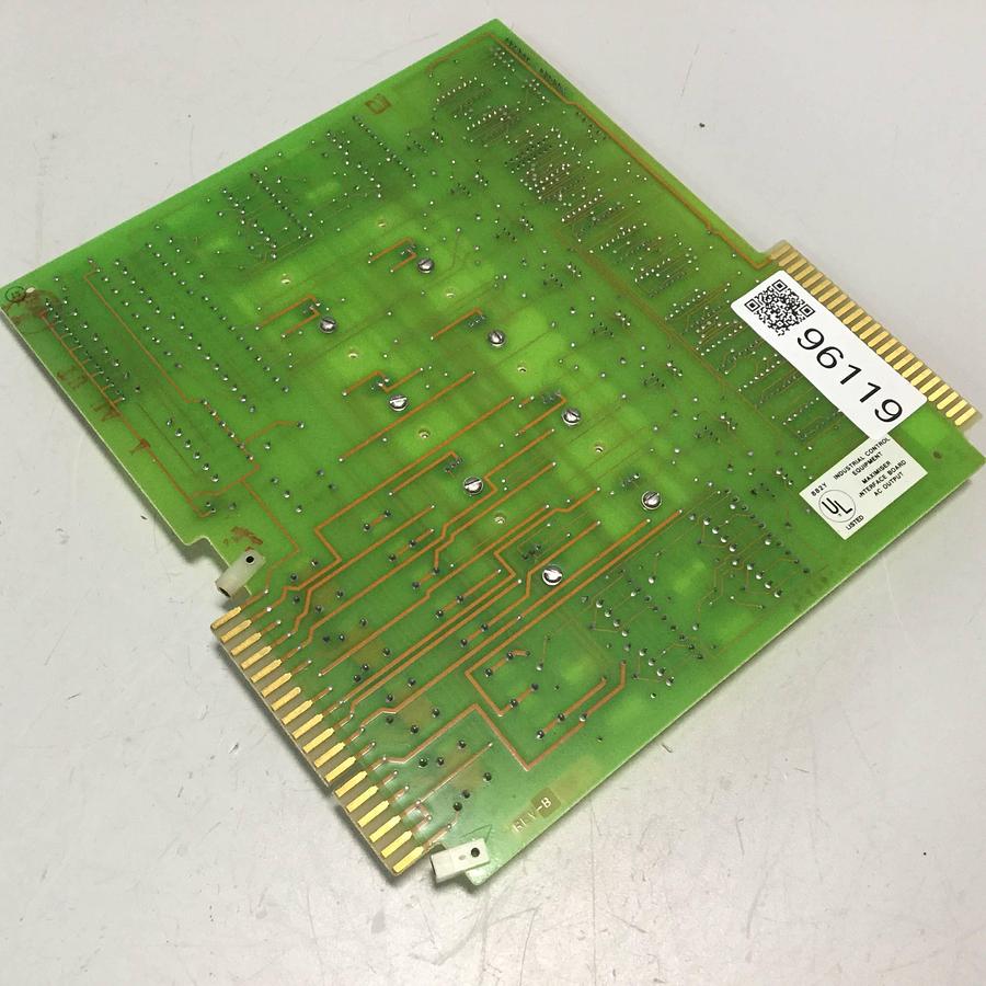 Used CINCINNATI MILACRON Output Board 3-531-3563A USED
