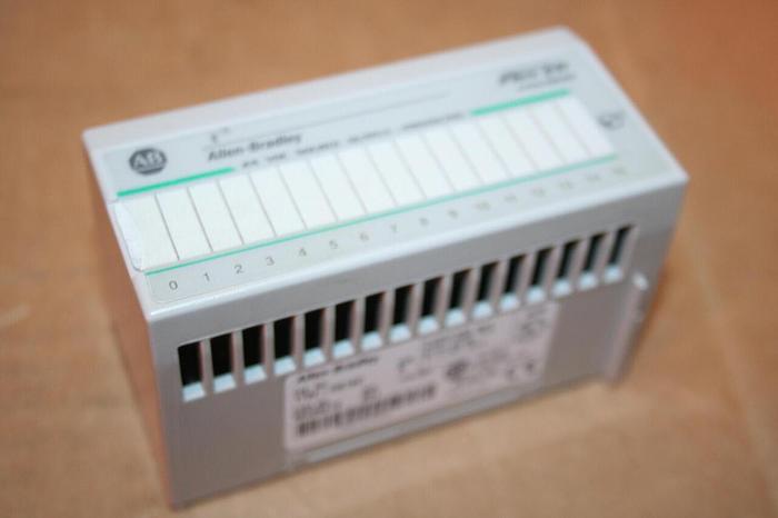 Used ALLEN BRADLEY Output Module Flex I/O 1794-OB16P SER A USED