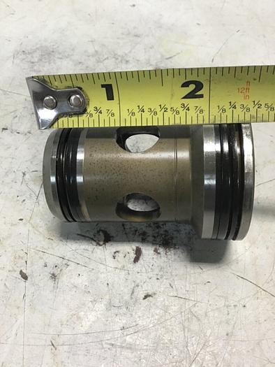 Used VICKERS Cartridge Valve Insert 25-D10-30 USed