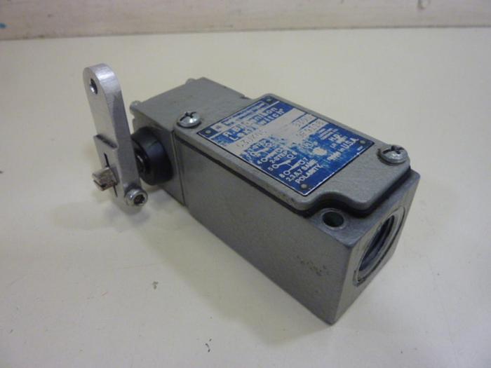 Used TELEMECANIQUE Limit Switch C3JK06 #65240